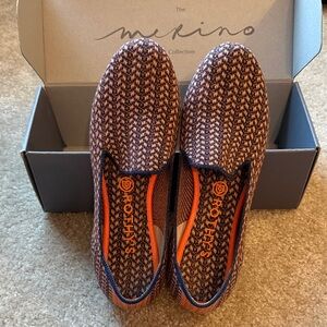 Rothy's Houndstooth Loafers in Orange and Blue